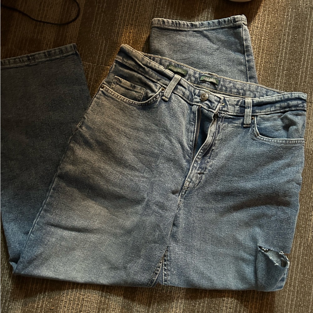 BRAND NEW JEANS